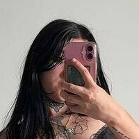 adeleriou Nue