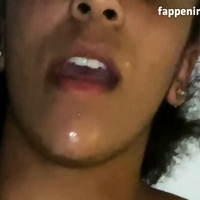AdmireHer Nue