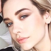 Amanda Steele Nue