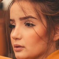 Anna Livya Nue