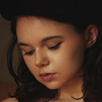 Anna Pavlola Nue