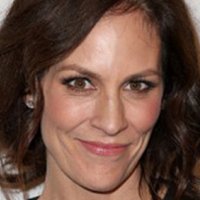 Annabeth Gish Nue