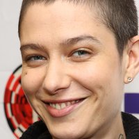 Asia Kate Dillon Nue