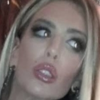 Ava Karabatić Nue