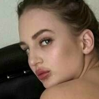 blairelacey Nue