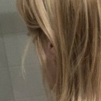 Blonde Fit Babe Nue