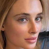 Blondinka Drive Angelina Nue