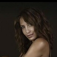 Christel Khalil Nue