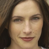 Claudia Karvan Nue