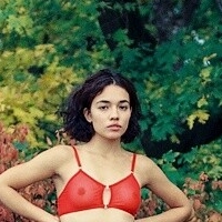 Ella Flare Nue