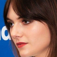 Emilia Jones Nue
