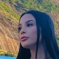 Emily Fernanda Nue