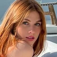 Flávia Charallo Nue