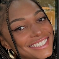 Gabby Thomas Nue