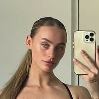 Guusje Nue