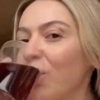 Hadise Nue