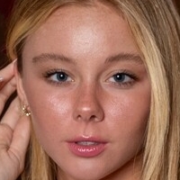 Hannah Kenerly Nue