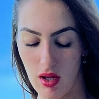Helena Petra Nue
