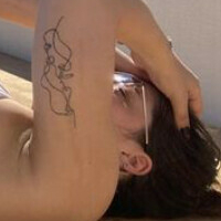 Izzy Lewis Nue