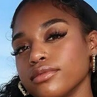 Jasmin Reed Nue