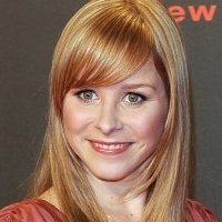 Jasmin Schwiers Nue