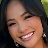 Jenn Tran The Bachelorette Nue