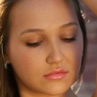 Jessica Taylor Haid Nue