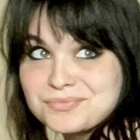 juliathongg Nue