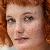 Kacy Hill Nue