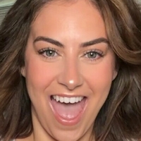 kellymonroeofficial Nue