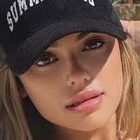 Kelsey Calemine & Fatherkels Nue