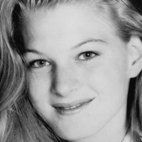 Lala Sloatman Nue