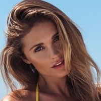 Lane Lindell Nue