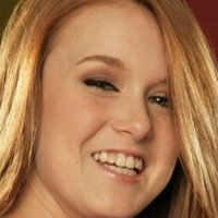 Leanna Decker Nue