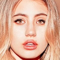 Lia Marie Johnson Nue