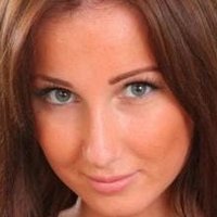 Libby Smith Nue