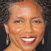 LisaGay Hamilton Nue