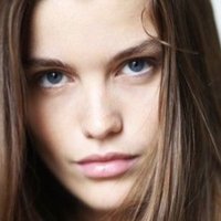 Luna Bijl Nue
