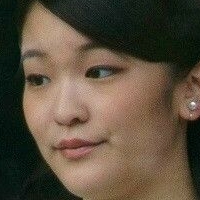 Mako Komuro Nue