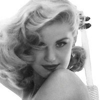 Marilyn Waltz Nue