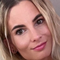 martinakadlecikova Nue