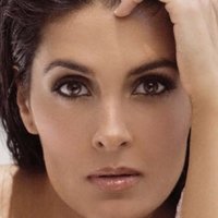 Mayrin Villanueva Nue