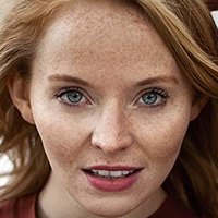 Michaela Longden Nue