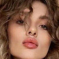 mikaa_love Nue