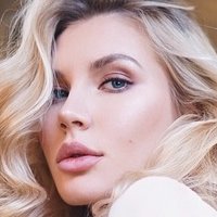 Milana Yuzhakova Nue