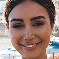 Pia Muehlenbeck Nue