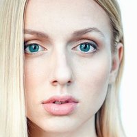 Rebeka Lizlerova Nue