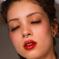 Redd_Eyes Nue