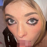 rileymaelewis Nue