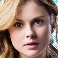 Rose McIver Nue